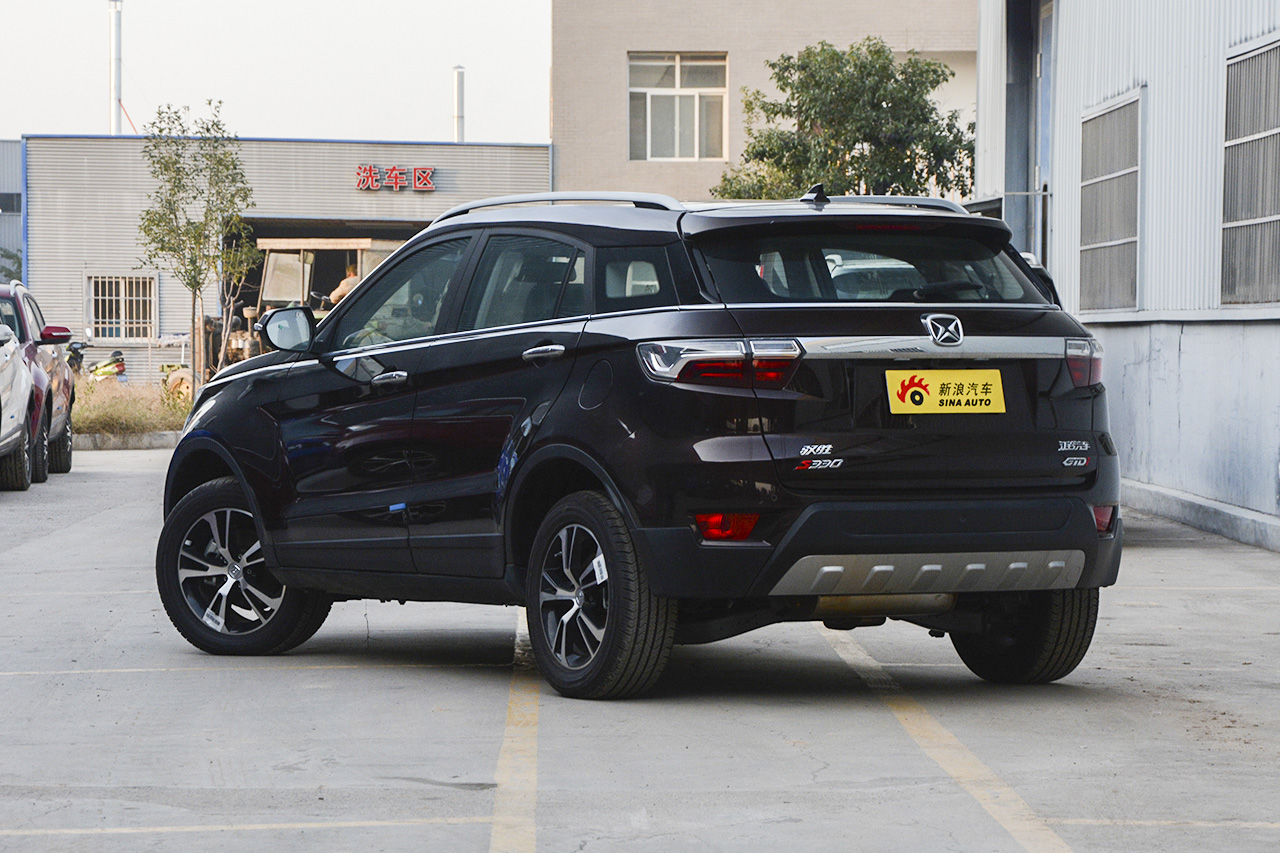 2016款驭胜S330 1.5T自动两驱尊贵版