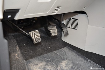 2016款瑞风M4 2.0L手动舒适型