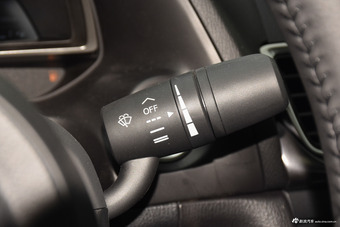 2017款马自达3昂克赛拉 三厢 2.0L 自动尊贵型