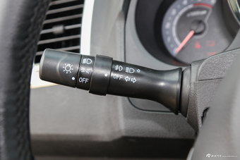 2015款黄海N2 2.8T手动两驱柴油运动版