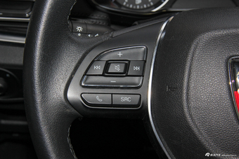 2018款荣威RX3 1.3T自动互联网智尊版