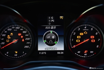 2018款奔驰V级 V 260 领航版