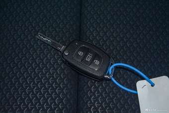 2016款悦纳1.4L自动炫酷版GLS