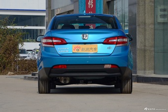 2016款锐3 1.6L CVT尊享型天窗版