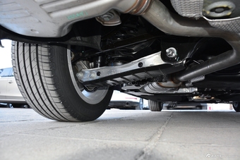 2018款奥迪A4L 1.4T自动30周年年型30 TFSI进取型