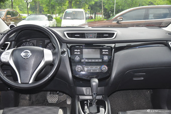 2016款逍客2.0L自动XV Prem豪华版