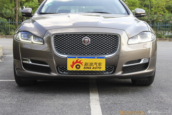 2015款捷豹XJL 3.0L自动SC两驱尊享商务版
