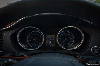 2018款众泰T300 1.5L自动尊贵型