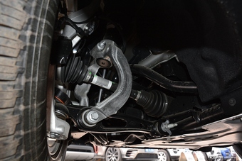 2018款发现3.0自动V6 SE