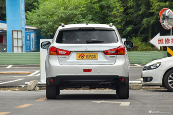 2013款劲炫ASX 2.0L自动四驱尊贵版