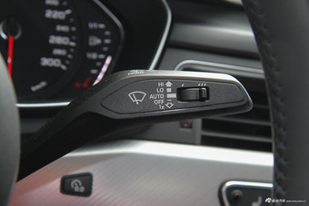 2017款奥迪A5 2.0T自动Sportback 45 TFSI时尚型