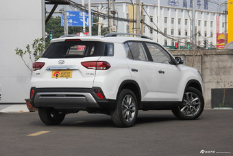 2018款现代ix35 2.0L自动两驱智勇·畅享版