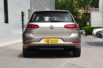 2018款高尔夫1.2T 180TSI自动舒适型