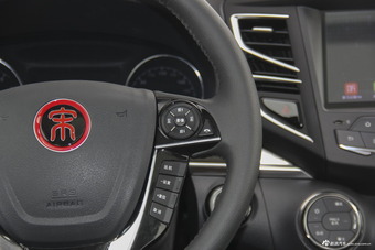 2018款比亚迪宋1.5TID自动智联尊荣型