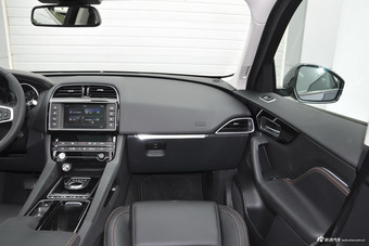 2018款捷豹F-PACE 2.0T自动四驱都市尊享版