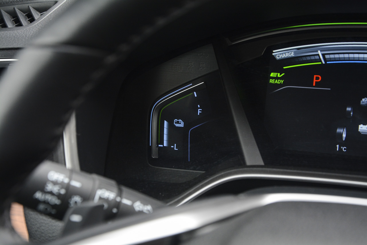 2017款CR-V混动 2.0L自动净致版