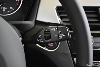 2016款宝马X1 1.5T自动sDrive18Li时尚型