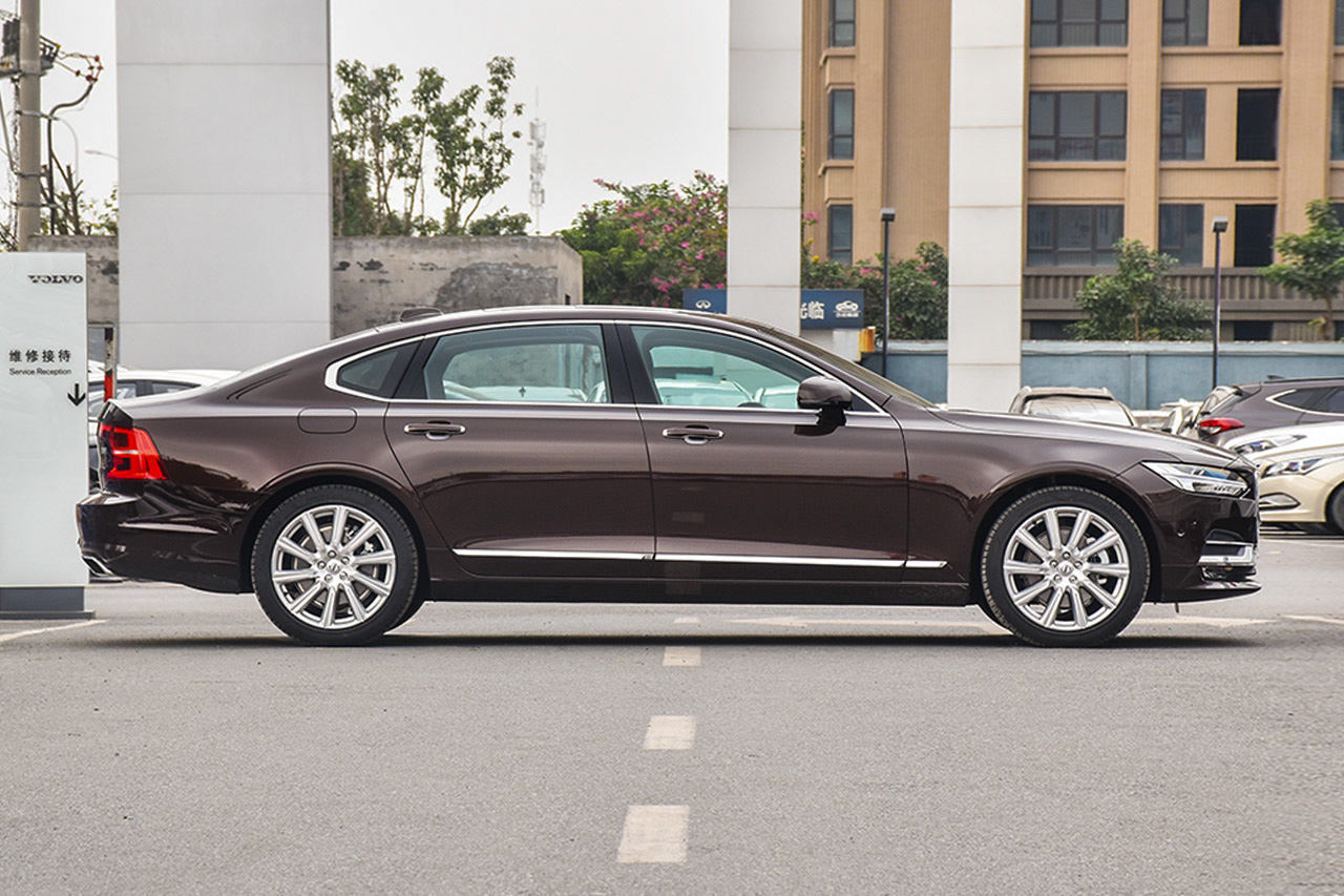 2017款沃尔沃S90 2.0T自动T5智尊版