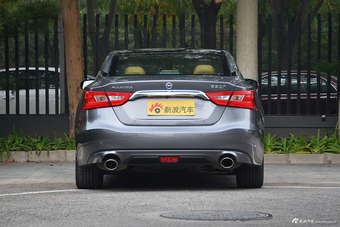 2016款西玛 2.5L自动XV至尊版 钨钢灰