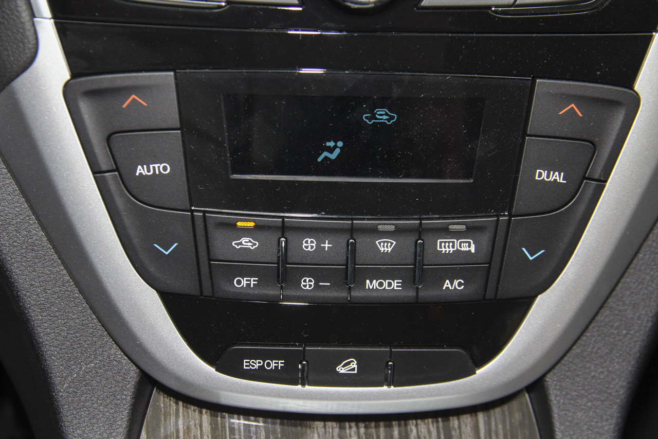 2016款传祺GS5 Super 1.8T自动四驱周年纪念版