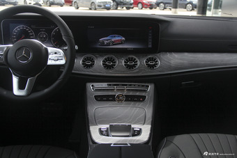2018款奔驰CLS 2.0T自动350 4MATIC