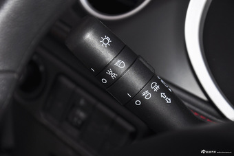 2016款中华V3 1.5L自动舒适型