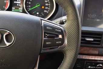 2017款北京BJ80 2.3T捍卫者