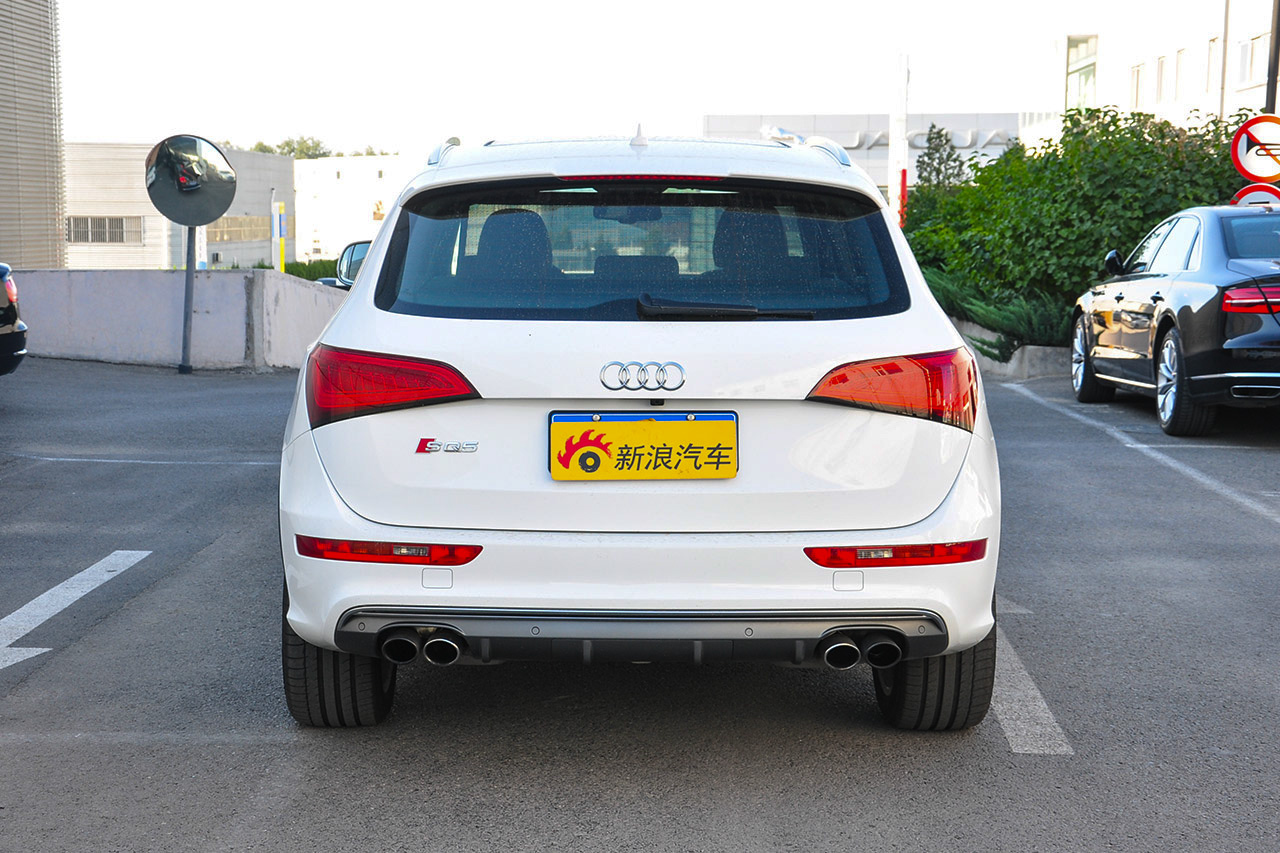 2014款奥迪SQ5 3.0T自动3.0TFSI quattro
