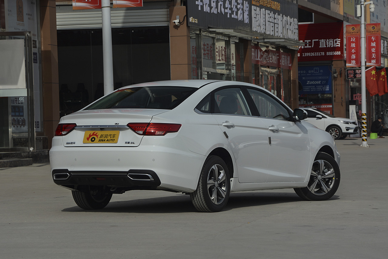 2018款吉利帝豪GL 1.8L手动精英智联型