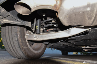 2017款奔驰A级 A200 1.6T自动动感型