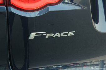 2016款捷豹F-PACE 2.0T自动R-SPORT运动版