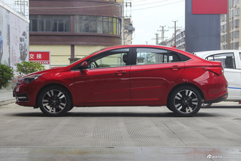 2018款艾瑞泽5 1.5L手动致敬青春版