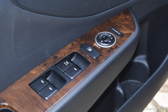 2016款名图2.0L自动LUX至尊型