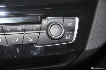 2016款宝马X1 2.0T自动xDrive20Li豪华型