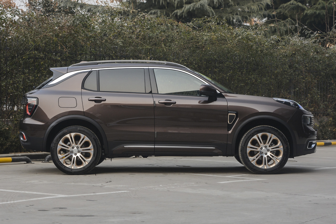 2017款领克01 2.0T自动两驱型Pro版