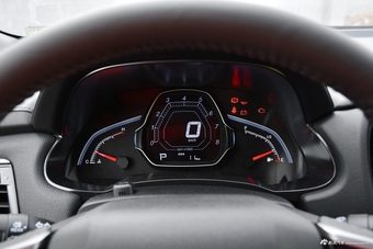 2017款纳智捷 U5 SUV 1.6L CVT旗舰版