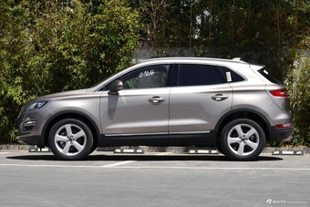 2018款林肯MKC 2.0T自动两驱尊享版