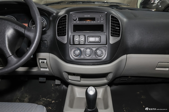 2017款菱智M3L 1.6L手动7座舒适型