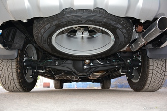 2017款撼路者2.0T自动四驱豪华版汽油5座