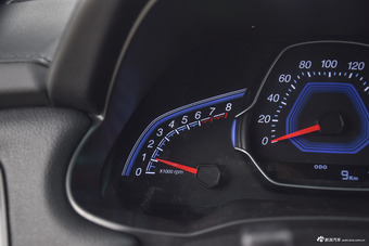 2016款锐3 1.6L手动智享型