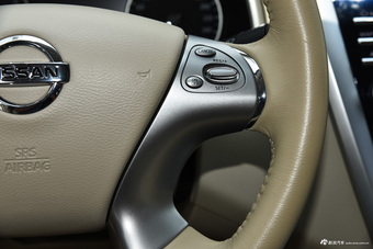 2015款楼兰 2.5L自动XV RES Plus两驱豪雅版