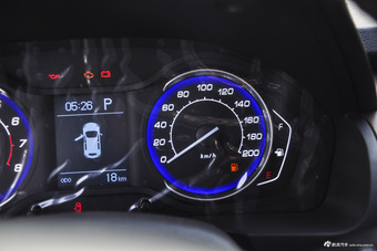 2016款昌河Q25 1.5L自动乐惠版