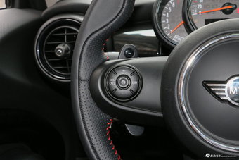 2018款MINI 2.0T COOPER S经典派