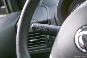 2016款风度MX6 2.0L自动四驱梦想版