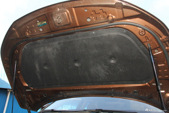 2017款长安CS95 2.0T自动四驱智驭版 