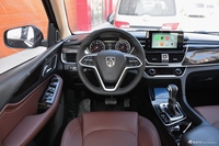 2017款宝骏560 1.5T DCT旗舰型7座