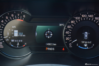 2018款林肯MKZ 2.0T自动尊耀版