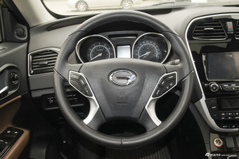 2015款传祺GS5 Super 1.8T自动两驱精英版