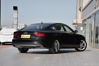 2018款奥迪A7 2.0T自动40TFSI quattro技术型