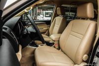 2016款萨瓦纳2.0T自动四驱汽油尊享版5座